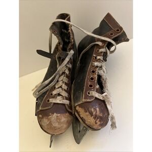 Vintage Brooks Steel Leather Ice Skates size 11? ‎ holiday decoration